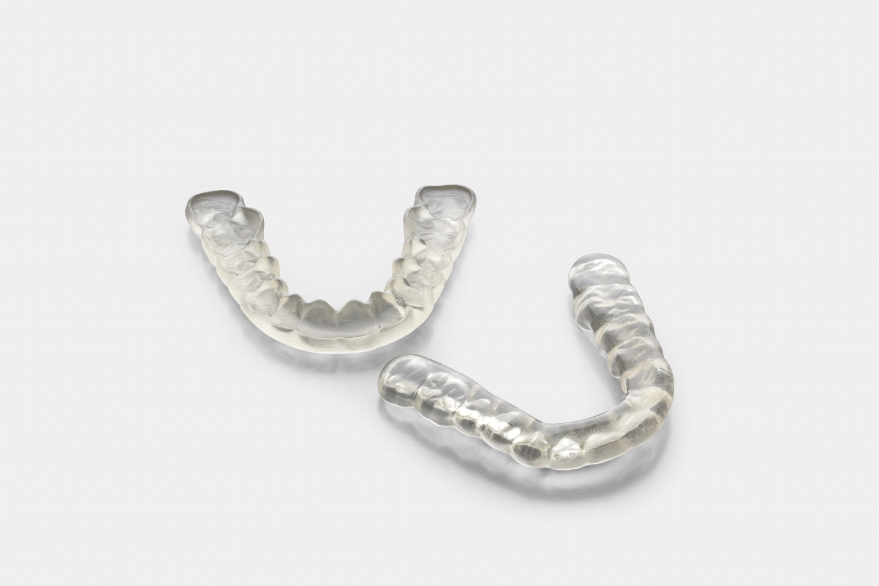 یک ریتینر دندانپزشکی ، ساخته شده با پرینتر سه بعدی SLA و رزین زیست سازگار بلندمدت دندانپزشکی. تصویر متعلق به Formlabs.