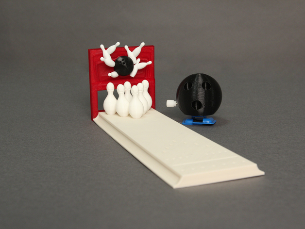 پرینت سه بعدی بازی بولینگ در سایز کوچک
