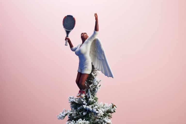 پرینت سه بعدی مجسمه سرنا ویلیامز فرشته روی درخت کریسمس