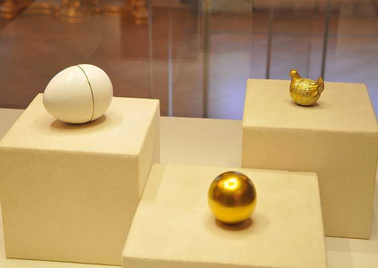 مجموعه مرغ و تخم‌ مرغ سلطنتی در موزه
